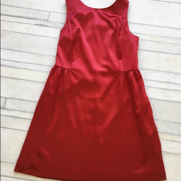 Gap structured red satin, holiday fit and flare, party dress Size 12 - Picture 5 of 15